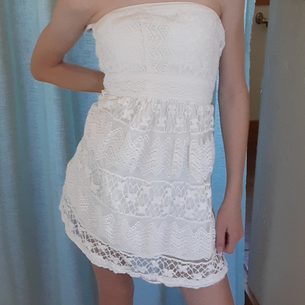 Lace short tube top dress